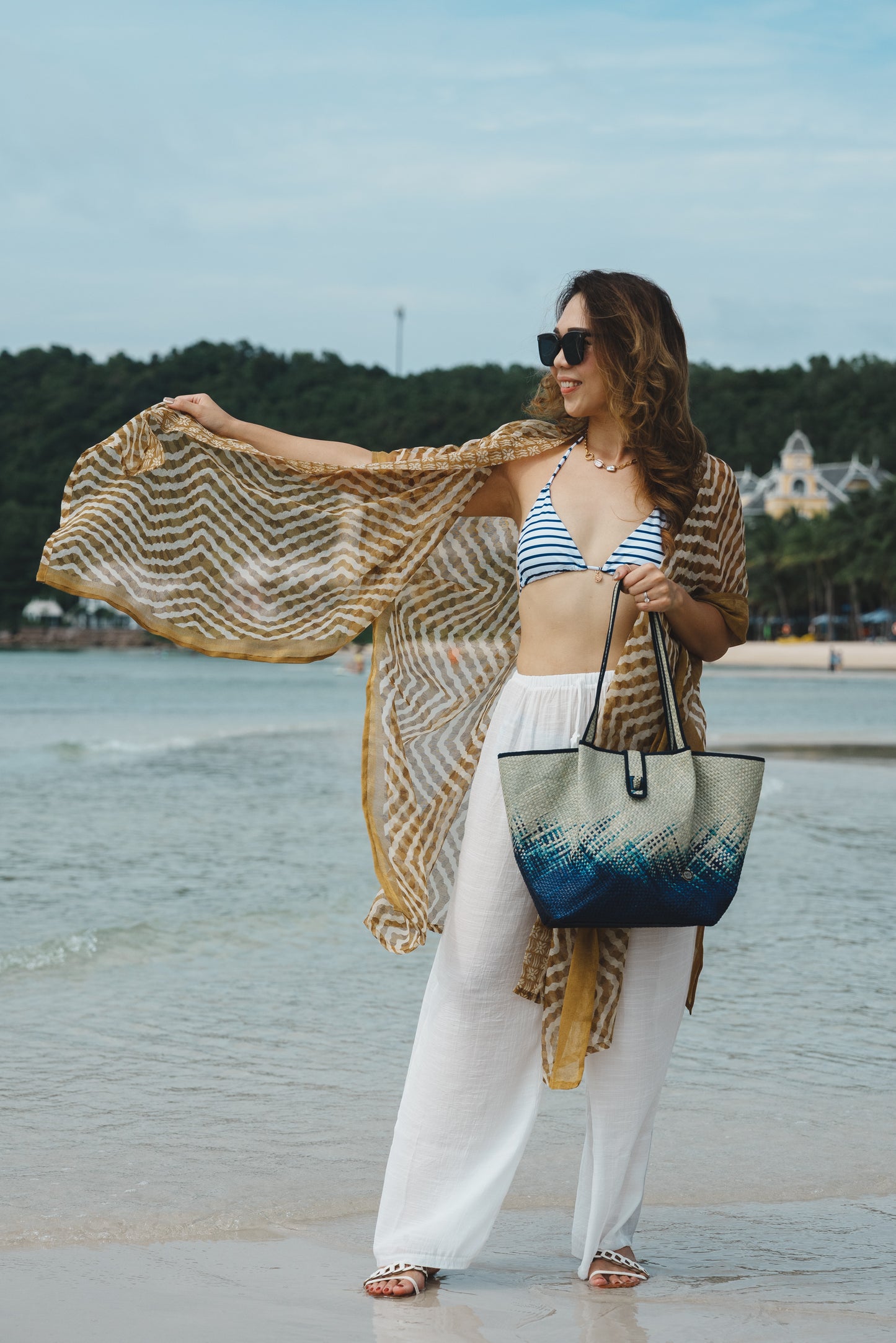 Statement M Tote Blue Shooting Star
