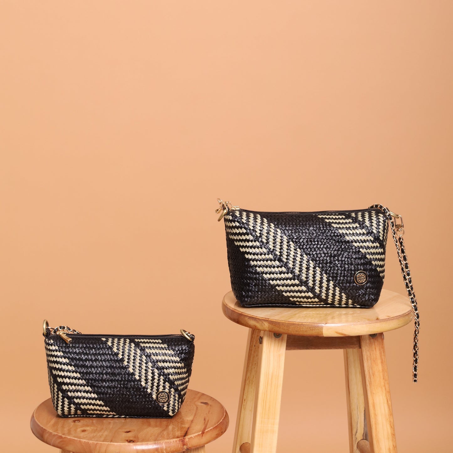 Jenjang Black JUMBO
