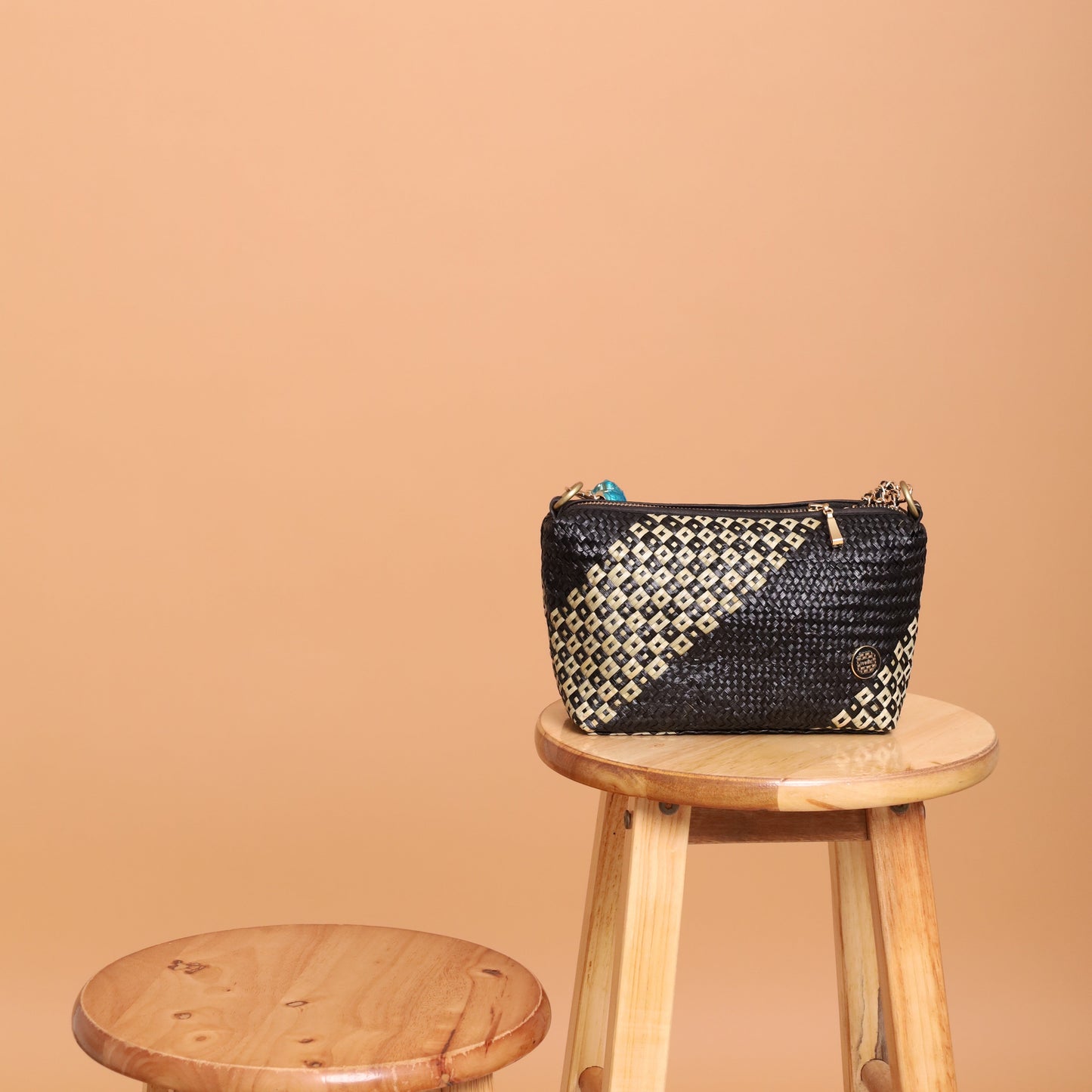 Rintik Black JUMBO